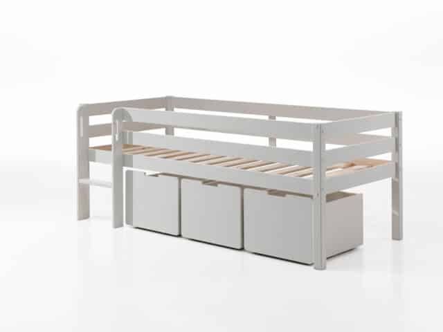 Deze Pino Combinatie Bestaat Uit Een Witte Pino Halfhoogslaper Met Ladder En Een Pino Set Van 3 Laden