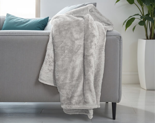 Teddy Deken Taupe 150 X 200