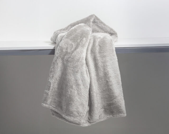 Teddy Deken Taupe 150 X 200