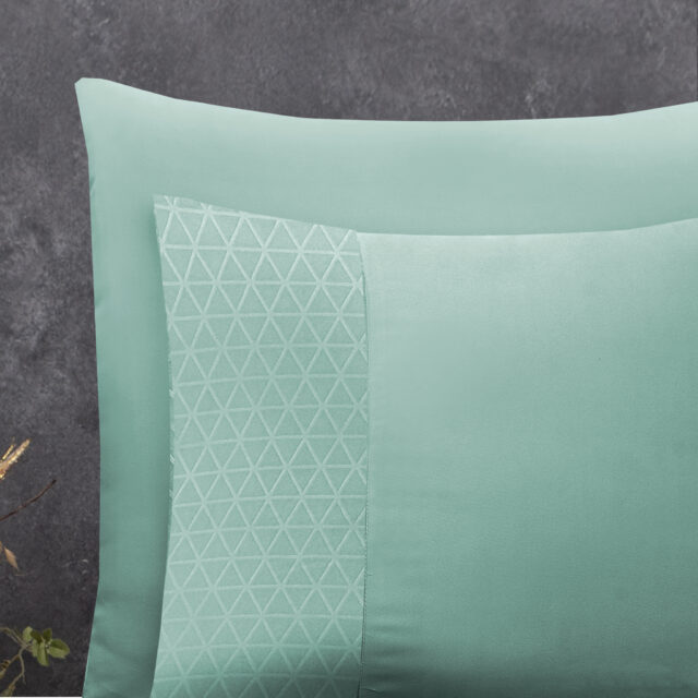 Monte Negro Mintgroen 140 X 220